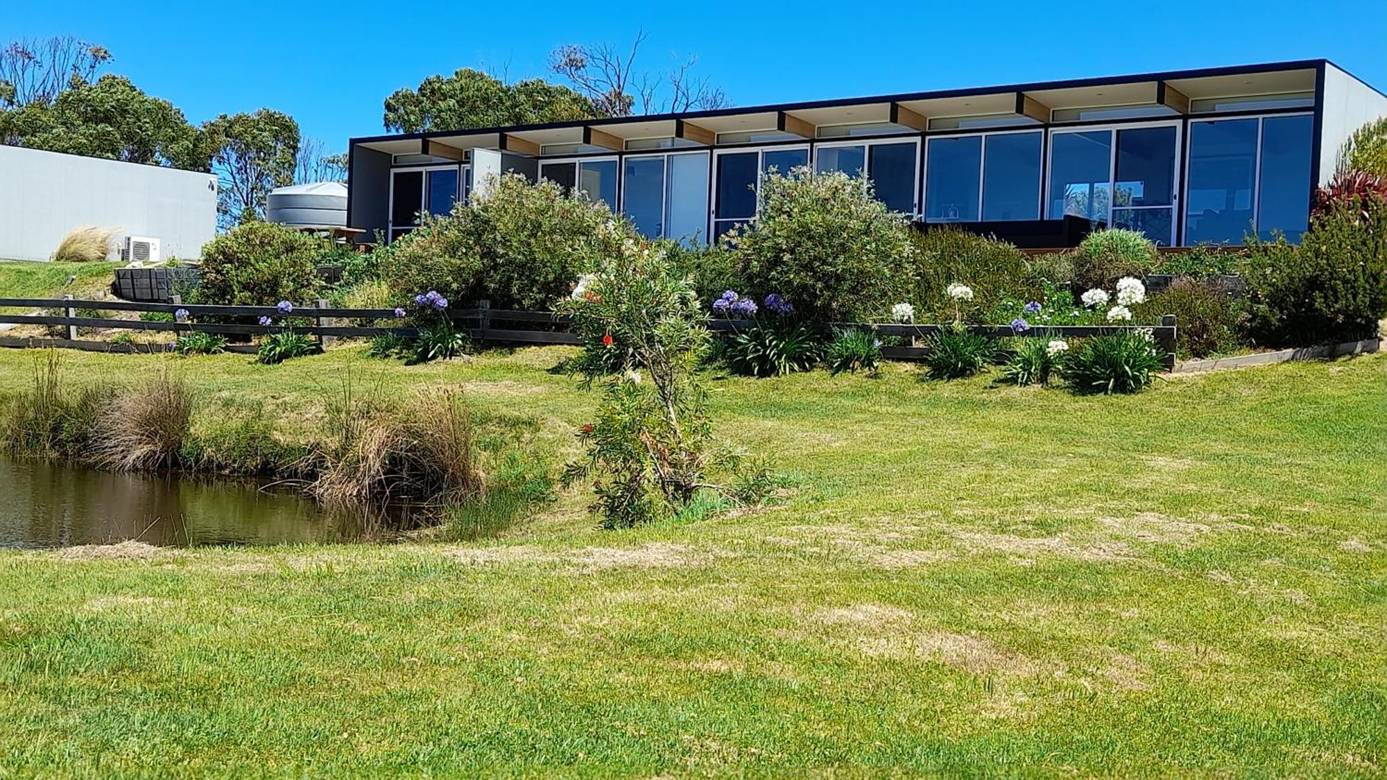 Pelican Point Sanctuary St Helens Exterior foto